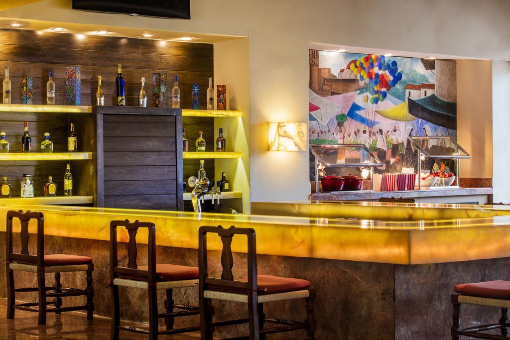 Barceló Huatulco 5*